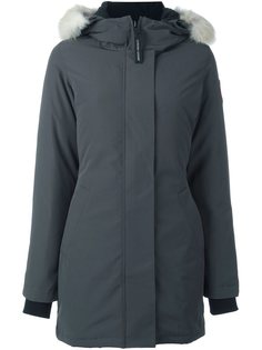 парка Victoria с гусиными перьями и меха койота Canada Goose
