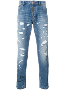 прямые джинсы с рваным эффектом Philipp Plein