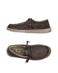 Низкие кеды и кроссовки HEY Dude Shoes