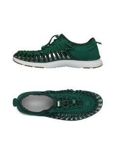 Низкие кеды и кроссовки Keen