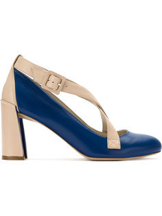 crossover straps pumps Mara Mac