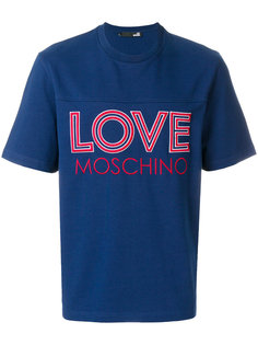 футболка с вышитым логотипом  Love Moschino
