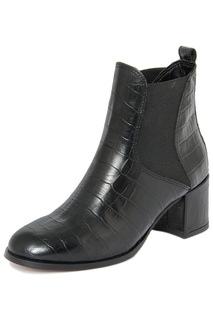 ankle boots GUSTO