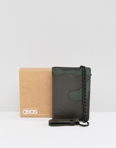 Кожаный бумажник с камуфляжным принтом и цепочкой ASOS - Зеленый