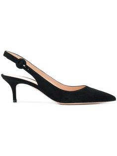 Anna pumps Gianvito Rossi