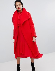 Пальто из искусственного меха с каскадным воротником Missguided - Красный