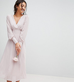 Платье миди с длинными рукавами и плиссированной юбкой TFNC Tall WEDDING - Коричневый