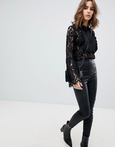 Кружевная блузка с рюшами на кокетке Unique21 - Черный