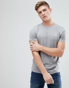 Серая футболка с круглым вырезом и логотипом Abercrombie & Fitch - Серый
