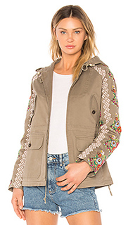 Парка cross stitch - Needle & Thread