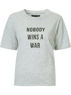 футболка Nobody Wins A War Nobody Denim