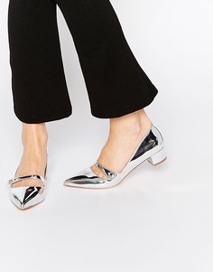 Серебристые лакированные туфли на каблуке с ремешком Miss KG Audrina - Серебряный