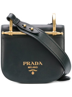 округлая сумка через плечо Prada
