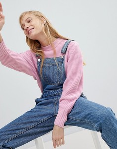 Вязаный джемпер в рубчик Monki - Розовый