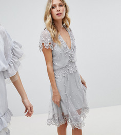 Эксклюзивное платье мини в горошек с вышивкой Stevie May - Синий