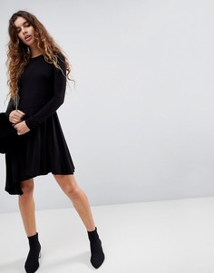 Короткое приталенное платье с асимметричным подолом ASOS - Черный
