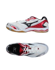 Низкие кеды и кроссовки Mizuno