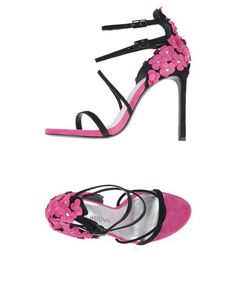 Сандалии Stuart Weitzman