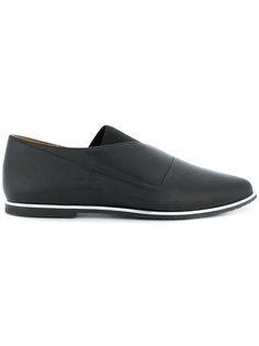 pointed toe loafers  Issey Miyake