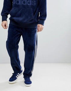 Темно-синие велюровые джоггеры adidas Originals adicolor CW4916 - Темно-синий