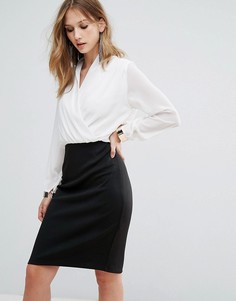 Платье с запахом QED London - Кремовый