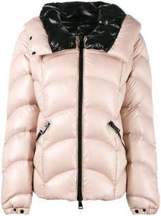 дутая куртка с капюшоном и широким воротником  Moncler