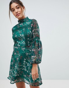 Короткое приталенное платье с длинными рукавами и цветочным принтом Missguided - Зеленый