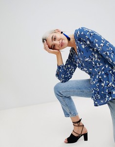 Блузка с пуговицами, цветочным принтом и баской Boohoo - Мульти