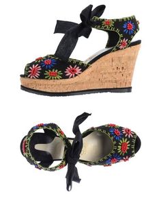 Сандалии Salvatore Ferragamo