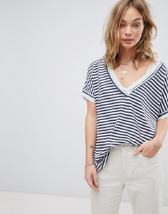 Трикотажная футболка в полоску с V-образным вырезом Free People - Мульти