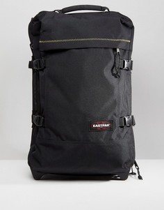 Чемодан для ручной клади объемом 42 л с контрастными строчками и ручкой Eastpak Tranverz - Черный