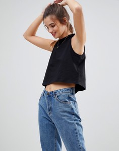 Кроп-топ с V-образным вырезом на спине ASOS - Черный
