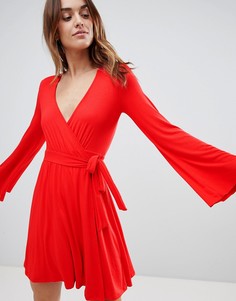 Короткое приталенное платье с запахом Ivyrevel - Красный