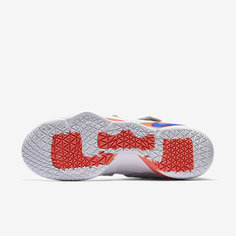 Баскетбольные кроссовки LeBron Soldier XI SFG Nike