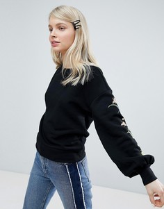 Свитер с вышивкой на рукавах Monki - Черный