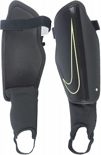 Щитки футбольные Nike Charge