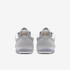 Женские кроссовки Nike Cortez SE