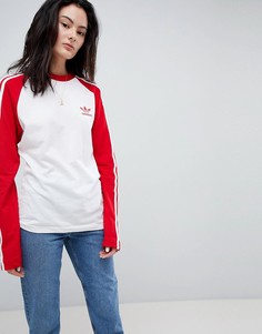 Топ с красными рукавами реглан и тремя полосами adidas Originals adicolor - Красный