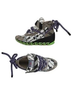 Низкие кеды и кроссовки Camper Together