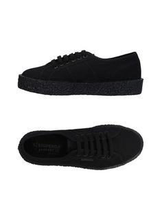 Низкие кеды и кроссовки Superga