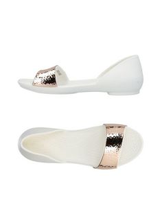 Сандалии Crocs
