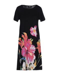 Короткое платье Desigual