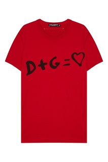 Красная футболка с надписью Dolce & Gabbana