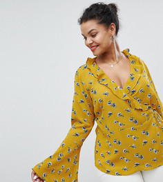 Блузка с запахом, рукавами-клеш и цветочным принтом Glamorous Curve - Желтый