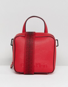 Сумка с широким ремешком Calvin Klein - Красный