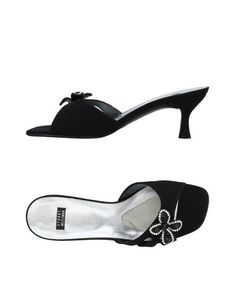 Сандалии Stuart Weitzman