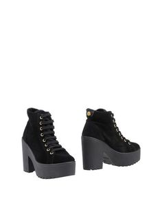 Полусапоги и высокие ботинки Guess