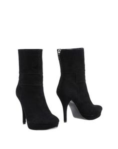 Полусапоги и высокие ботинки Guess