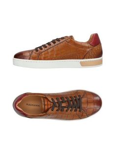Низкие кеды и кроссовки Magnanni