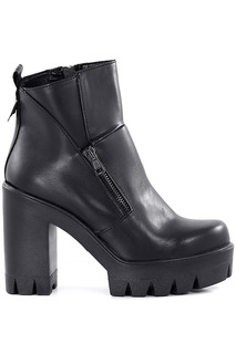 Ankle boots Studio Italia